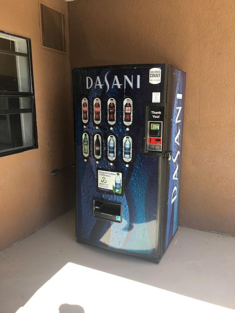 Days Inn By Wyndham Kingman West Ngoại thất bức ảnh