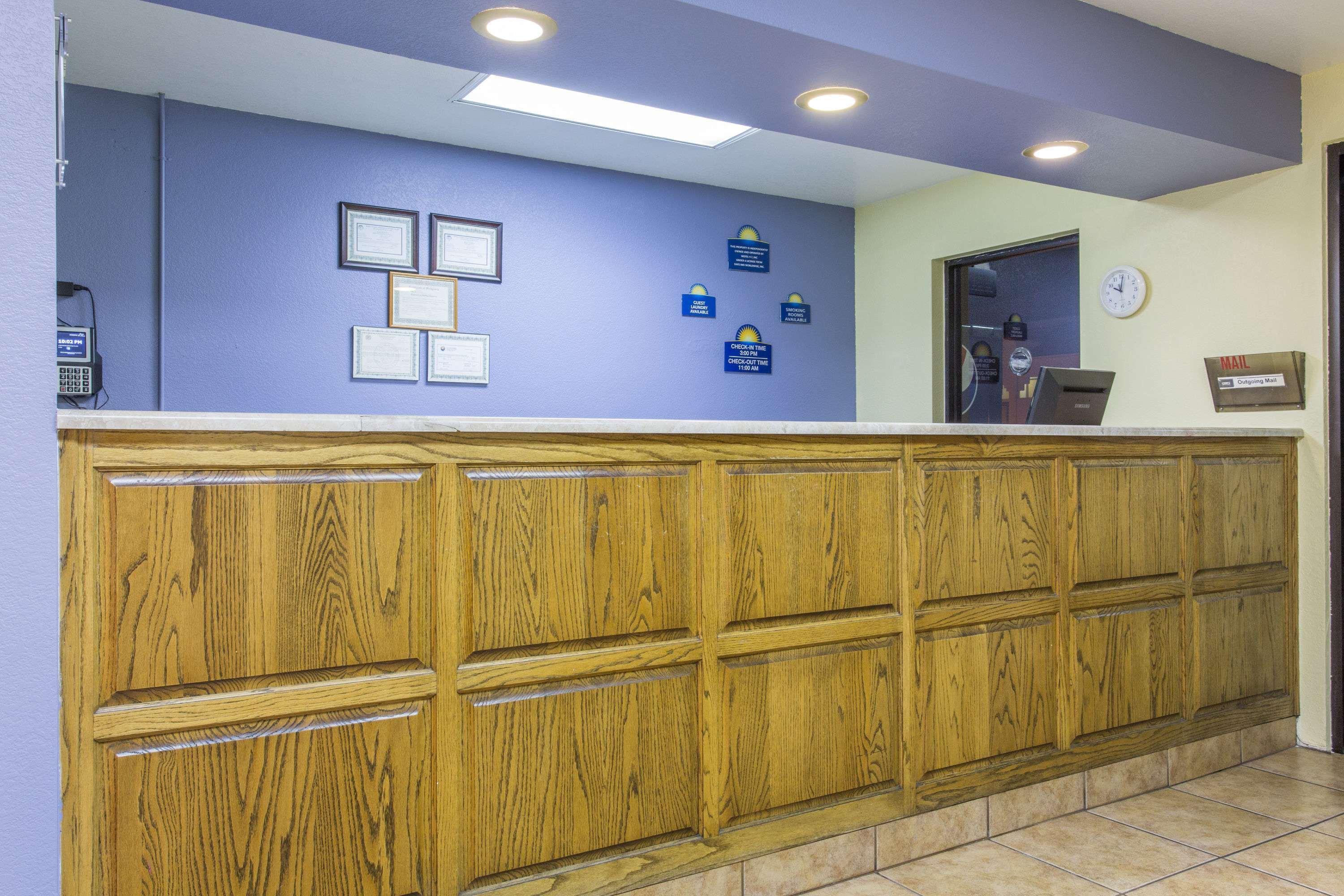 Days Inn By Wyndham Kingman West Ngoại thất bức ảnh
