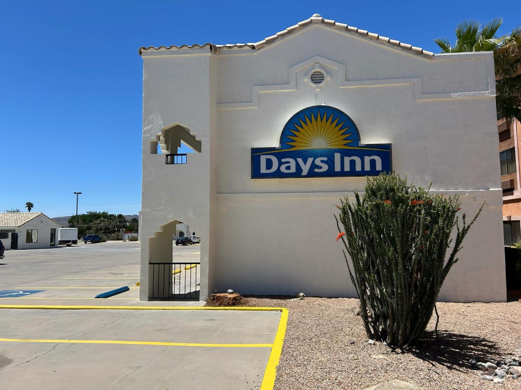 Days Inn By Wyndham Kingman West Ngoại thất bức ảnh